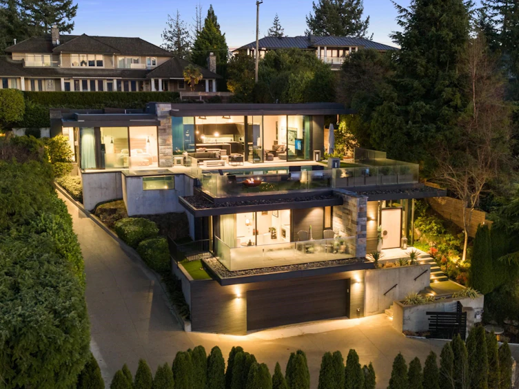 6252 Overstone Drive, West Vancouver, BC, V7W 1X8 - 4