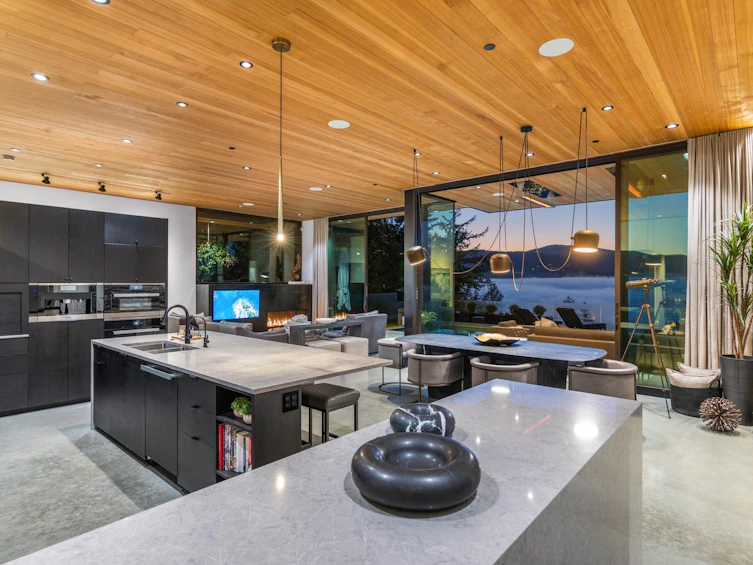 6252 Overstone Drive, West Vancouver, BC, V7W 1X8 - 20