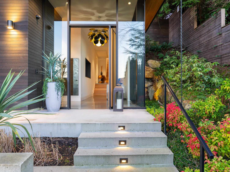 6252 Overstone Drive, West Vancouver, BC, V7W 1X8 - 3