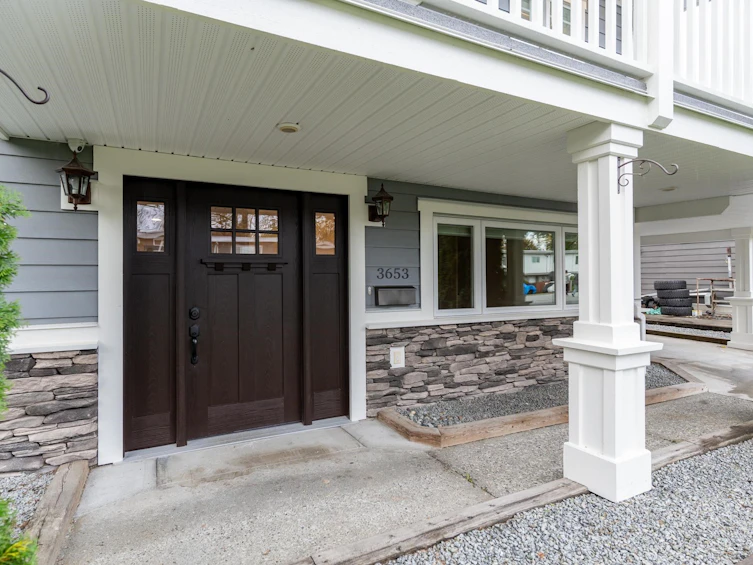 3653 St. Thomas Street, Port Coquitlam, BC, V3B 2Y9 - 3