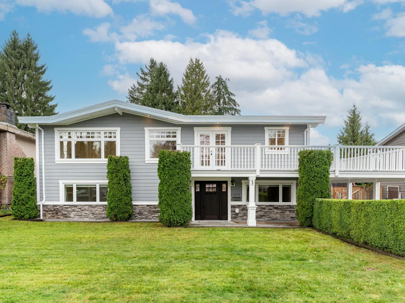 3653 St. Thomas Street, Port Coquitlam BC V3B 2Y9