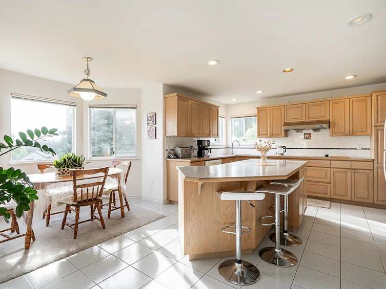 2980 Cliffrose Crescent, Coquitlam, BC, V3E 2T2 - 14