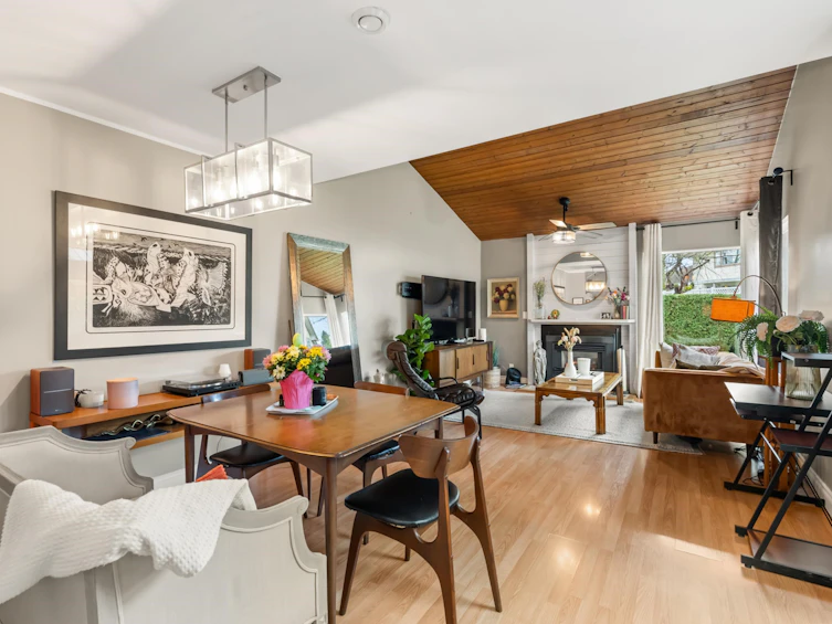 6113 W Greenside Drive, Surrey, BC, V3S 5M8 - 4