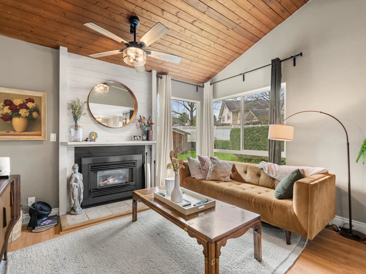 6113 W Greenside Drive, Surrey, BC, V3S 5M8 - 6