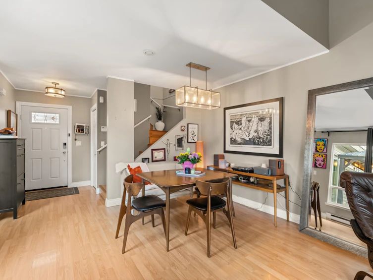 6113 W Greenside Drive, Surrey, BC, V3S 5M8 - 3