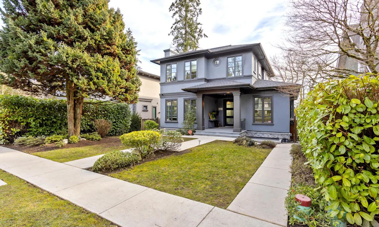3726 W 35th Avenue