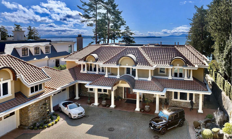 13822 Marine Drive