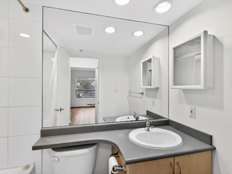 307-3161 W 4th Avenue, Vancouver, BC, V6K 1R6 - 14