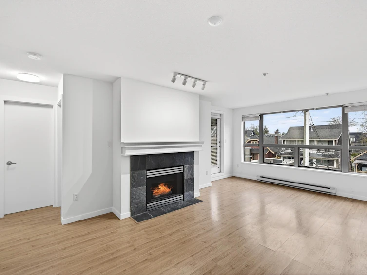 307-3161 W 4th Avenue, Vancouver, BC, V6K 1R6 - 3