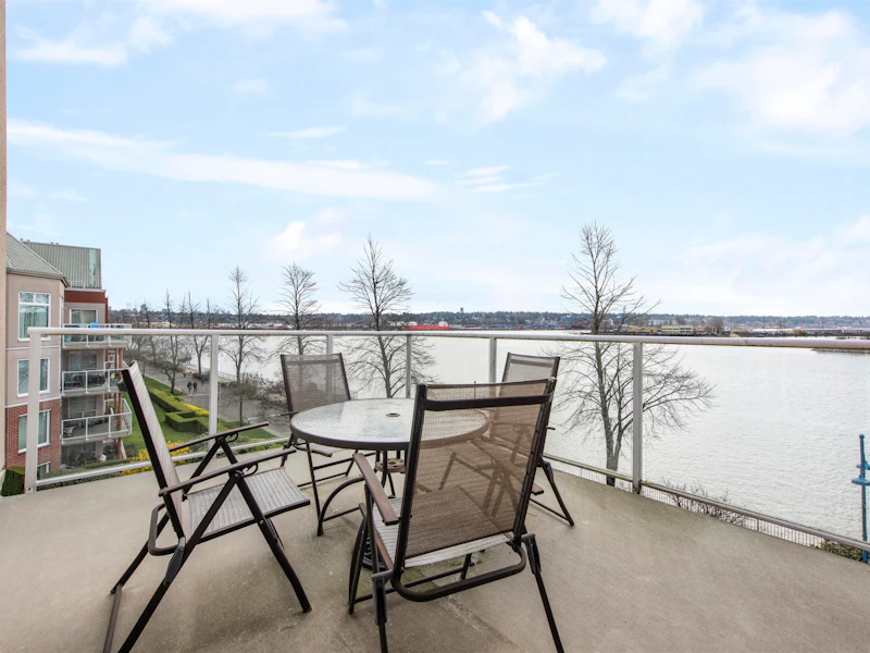 407 - 1230 Quayside Drive, New Westminster BC V3M 6H1
