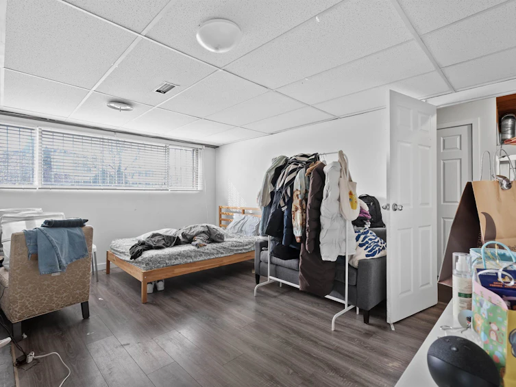 7656 Main Street, Vancouver, BC, V5X 3K3 - 27