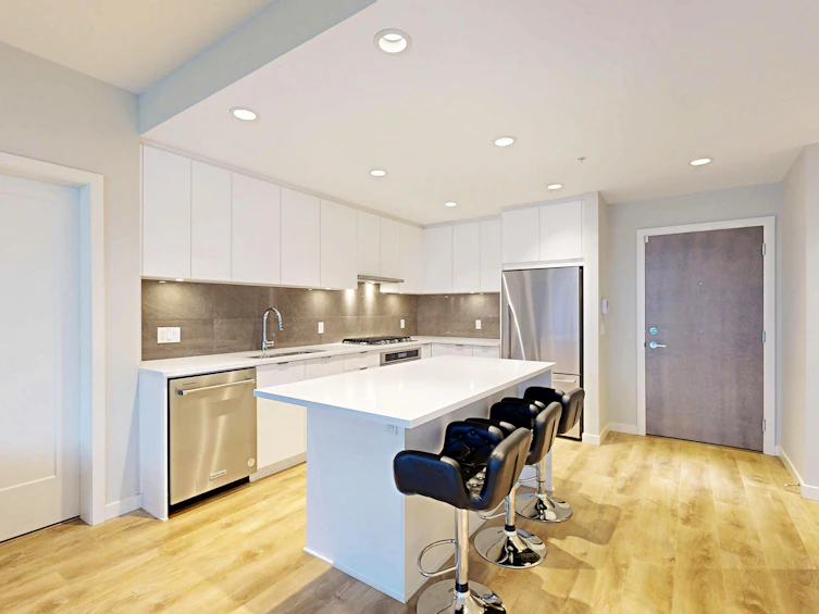 208-615 Cottonwood Avenue, Coquitlam, BC, V3J 2S5 - 8
