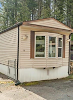 12 2216 Lougheed Highway