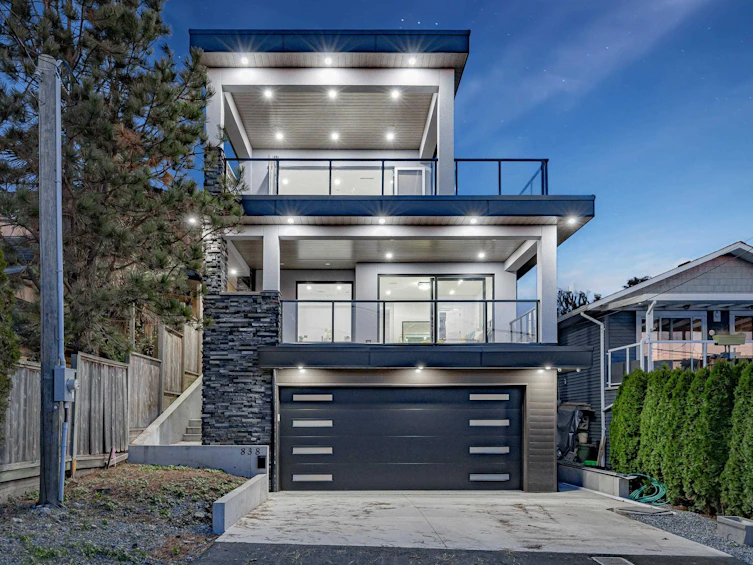 838 Stevens Street, Surrey, BC, V4B 4X2