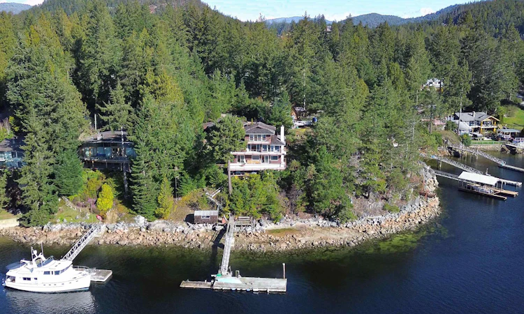 4981 Panorama Drive