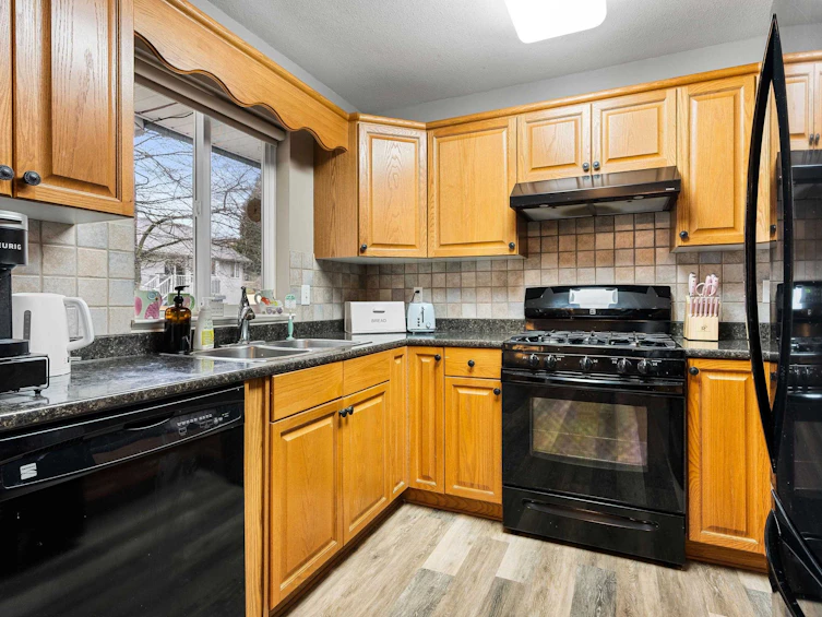 5642 Thornhill Street, Chilliwack, BC, V2R 3Y7 - 17