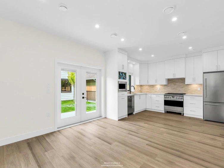 2-4257 Knight Street, Vancouver, BC, V5N 3M3 - 5