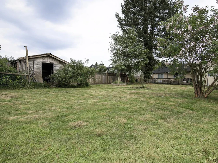 13475 Hilton Road, Surrey, BC, V3R 5J3 - 14