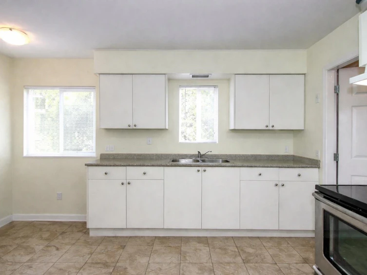 13475 Hilton Road, Surrey, BC, V3R 5J3 - 6