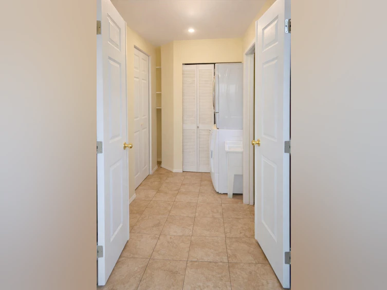 13475 Hilton Road, Surrey, BC, V3R 5J3 - 11