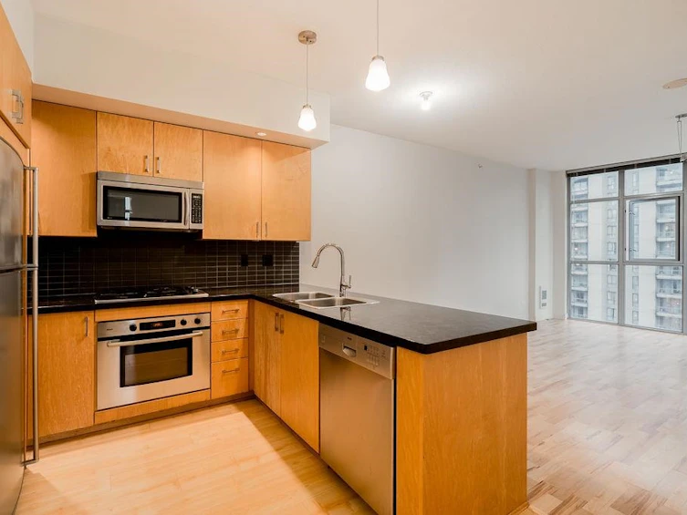 706-1050 Smithe Street, Vancouver, BC, V6E 4T4 - 5