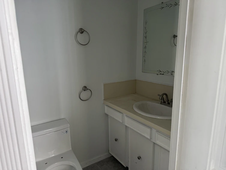 13481 Hilton Road, Surrey, BC, V3R 5J3 - 9