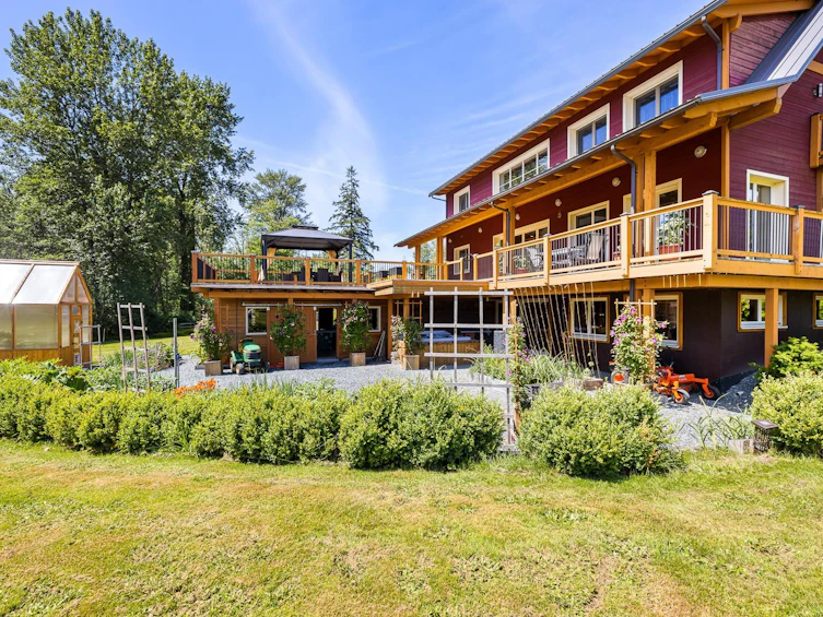 1061 216 Street, Langley, BC, V2Z 1R3 - 22