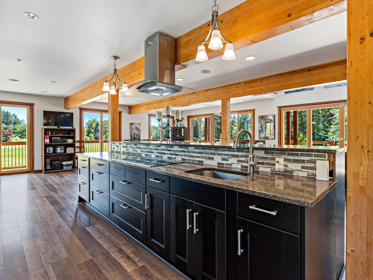 1061 216 Street, Langley, BC, V2Z 1R3 - 8