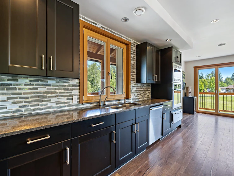 1061 216 Street, Langley, BC, V2Z 1R3 - 9