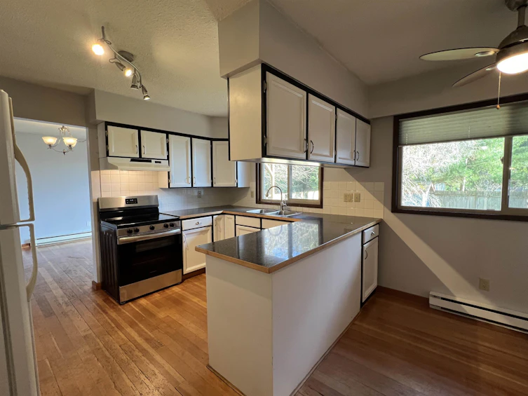 873 Poplar Lane, Gibsons, BC, V0N 1V8 - 13