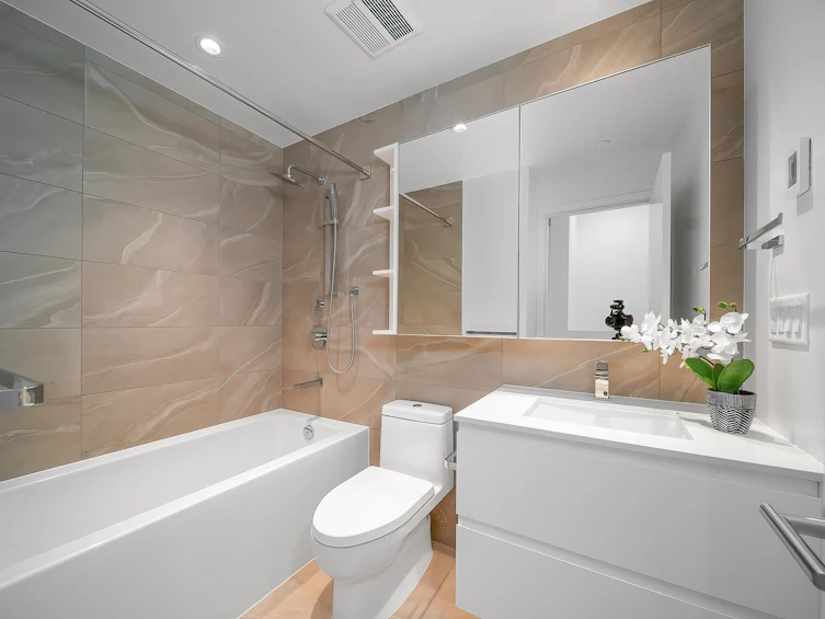 1319-6500 Minoru Boulevard, Richmond, BC, V6Y 0N2 - 15