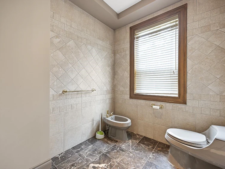 3582 Edgemont Boulevard, North Vancouver, BC, V7R 2P7 - 12