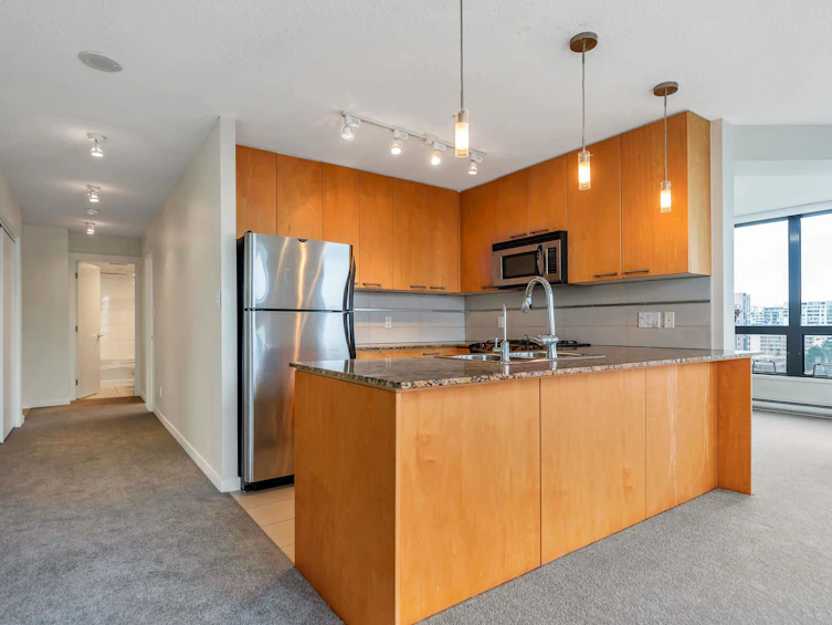1303-5811 No. 3 Road, Richmond, BC, V6X 4L7 - 4