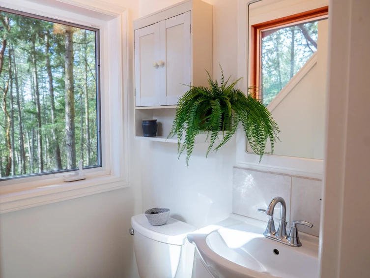 9868 Castle Road, Pender Island, BC, V0N 2M3 - 19