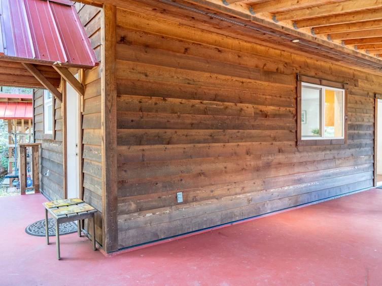 9868 Castle Road, Pender Island, BC, V0N 2M3 - 23