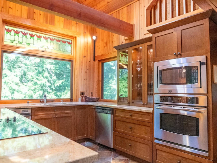 8807 Ainslie Point Road, Pender Island, BC, V0N 2M3 - 15