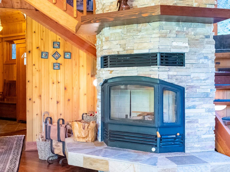8807 Ainslie Point Road, Pender Island, BC, V0N 2M3 - 35
