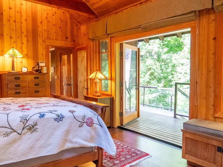 8807 Ainslie Point Road, Pender Island, BC, V0N 2M3 - 22