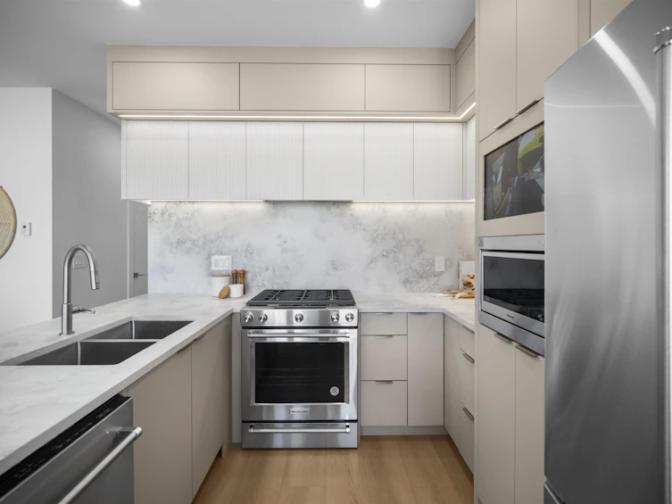 2-3563 E 25th Avenue, Vancouver, BC, V5R 1K3 - 5