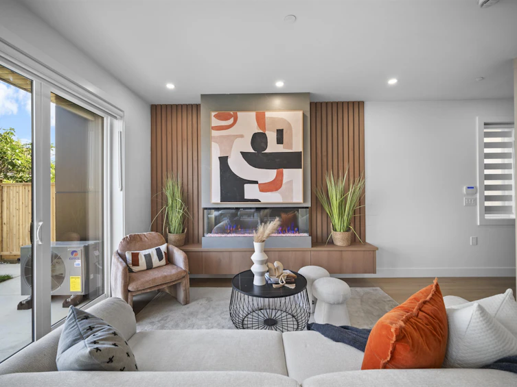 2-3563 E 25th Avenue, Vancouver, BC, V5R 1K3 - 3