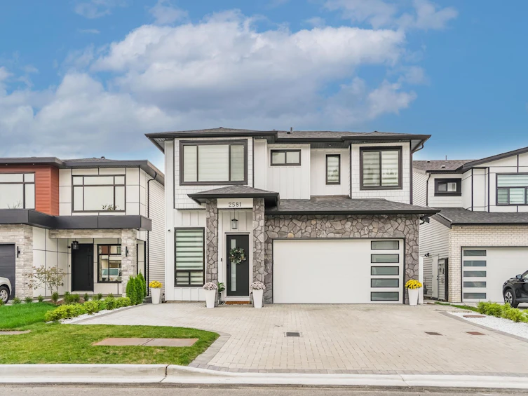 2581 Terminal Court, Abbotsford, BC, V4X 0C4