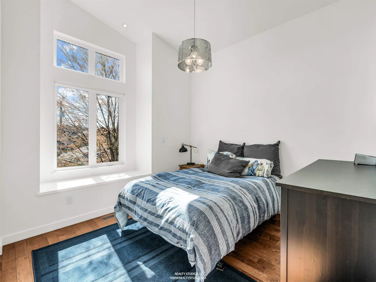 132 W 22nd Avenue, Vancouver, BC, V5Y 2G1 - 22