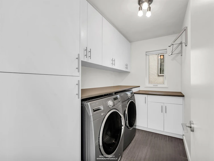 132 W 22nd Avenue, Vancouver, BC, V5Y 2G1 - 34