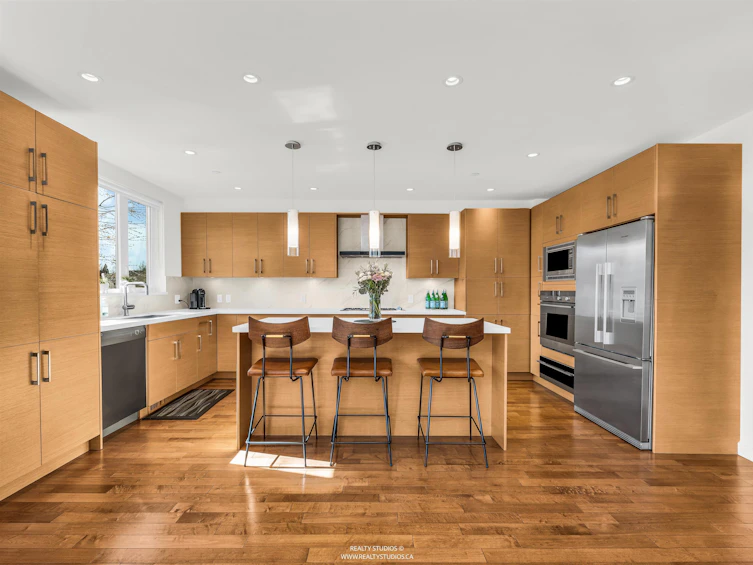 132 W 22nd Avenue, Vancouver, BC, V5Y 2G1 - 9
