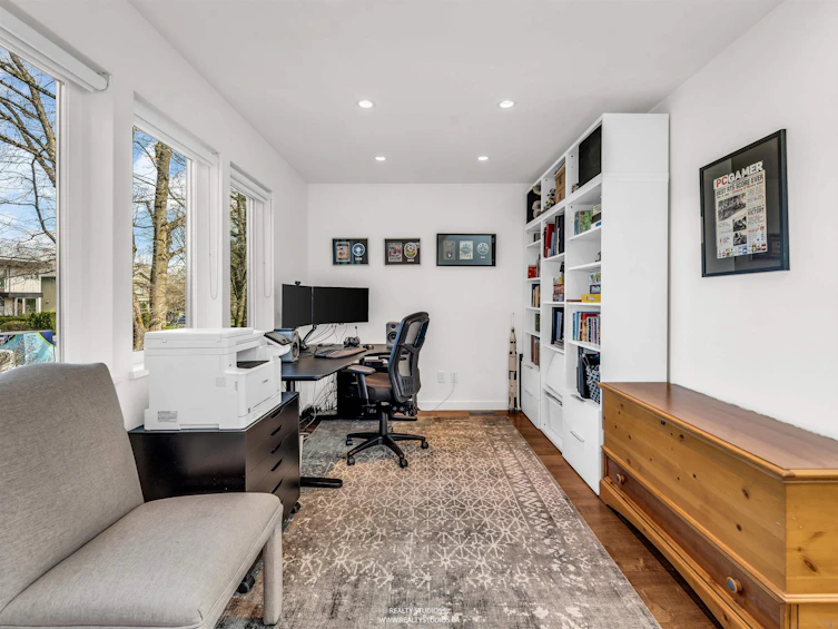 132 W 22nd Avenue, Vancouver, BC, V5Y 2G1 - 24