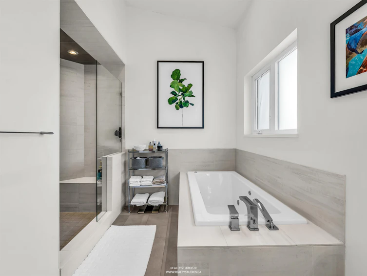 132 W 22nd Avenue, Vancouver, BC, V5Y 2G1 - 18
