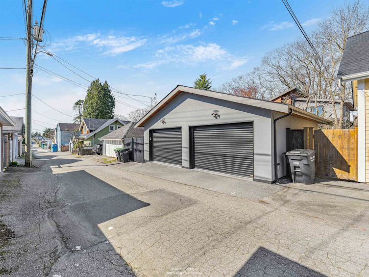 132 W 22nd Avenue, Vancouver, BC, V5Y 2G1 - 40