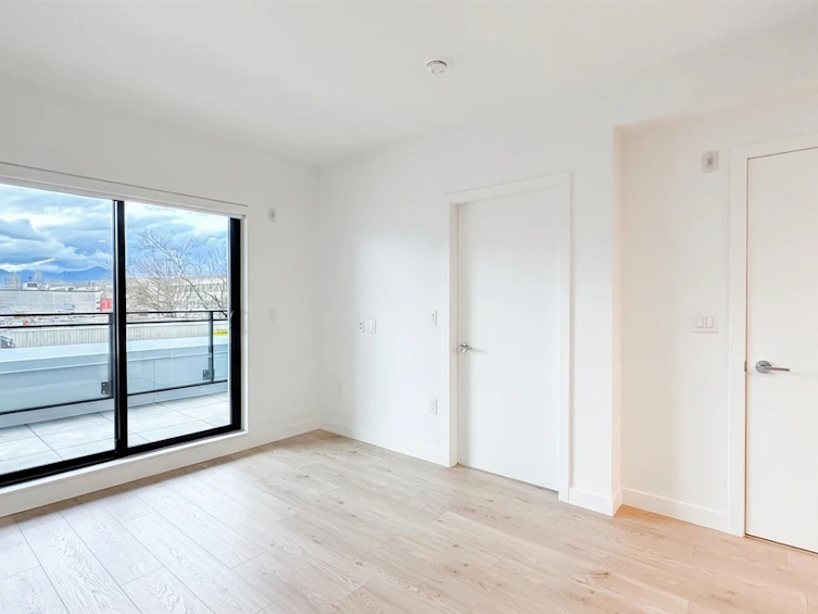 204-1680 E 12th Avenue, Vancouver, BC, V5N 2A3 - 4
