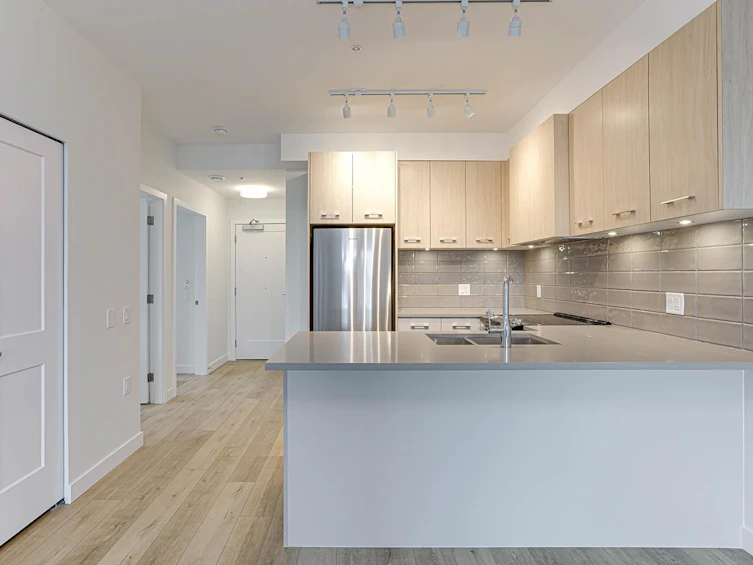 206-4933 Clarendon Street, Vancouver, BC, V5R 0J6 - 4
