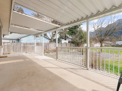 574 Park Street - 5